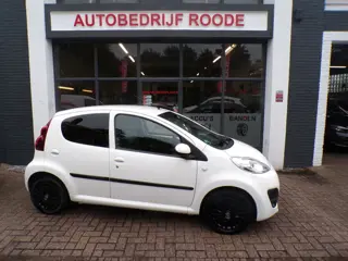 Peugeot 107 1.0 Blue Lease AIRCO,NIEUWE APK !!! (bj 2012)