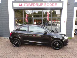 Audi A1 1.2 TFSI S edition S LINE,AIRCO,NAVI,PDC !!!