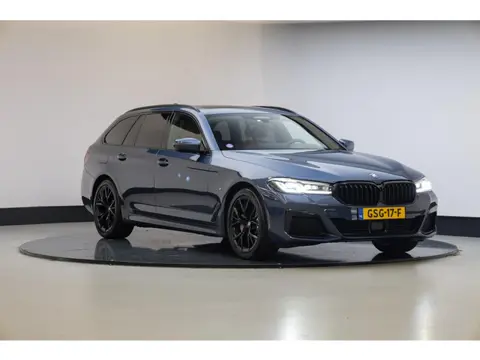 BMW 5-serie Touring 530e xDrive High Executive | M-Sport | Co-Pilot | Panorama dak | Trekhaak | H&K 