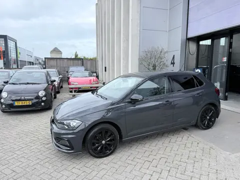 Volkswagen Polo 1.0 TSI R-LINE! ZEER NETTE AUTO! INRUIL MOGELIJK!