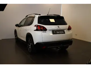 Foto 13 van Peugeot 2008 PT 110 GT-Line Automaat-6 Panorama ruit | Trekhaak | Apple Carplay / Android Auto |