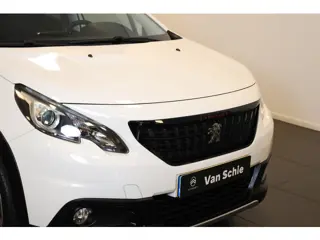 Foto 16 van Peugeot 2008 PT 110 GT-Line Automaat-6 Panorama ruit | Trekhaak | Apple Carplay / Android Auto |