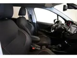 Foto 21 van Peugeot 2008 PT 110 GT-Line Automaat-6 Panorama ruit | Trekhaak | Apple Carplay / Android Auto |