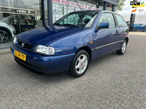 Seat Ibiza 1.6i S - zeer nette auto - lage km stand