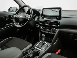 Foto 18 van Hyundai KONA 1.6 GDI HEV Fashion Adapt. cruise/ Carplay/ DAB+/ Camera/ Full map navigatie