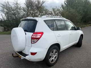 Foto 14 van Toyota RAV4 2.0 VVTi Comfort 2WD/ clima/ bj 2009