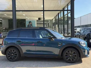 Foto 14 van MINI Countryman 1.5 Cooper Boardwalk Edition NL Auto | OpenDak | Camera