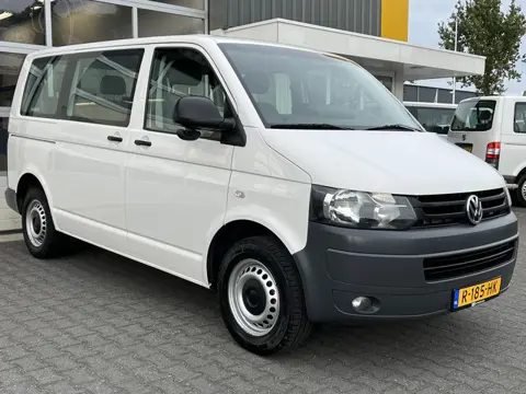 Volkswagen Transporter Kombi 2.0 TDI DSG Automaat L1H1 BM BTW en BPM vrij Airco Cruise control Trekh