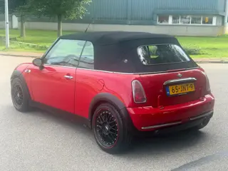 Foto 11 van Mini Cabrio 1.6 Cooper Cabriolet! Airco! 147DKM! Nw Apk!