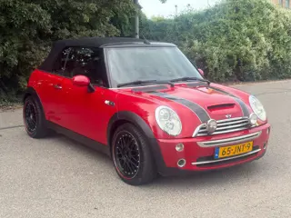 Foto 13 van Mini Cabrio 1.6 Cooper Cabriolet! Airco! 147DKM! Nw Apk!