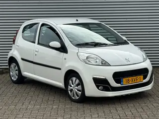 Peugeot 107 1.0 Active / AUTOMAAT / LED / 5 DEURS / AIRCO / INRUIL MOG.