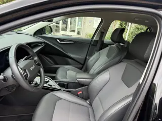 Foto 16 van Kia Niro EV DynamicLine 64.8 kWh