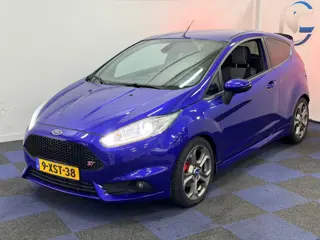 Foto 14 van Ford Fiesta 1.6 ST2 / RECENT DISTRIBUTIE VV / RICARDO STOELEN / DEALER ONDERHOUDEN