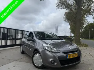 Renault Clio 1.5 dCi Clima Cruise Control (bj 2012)