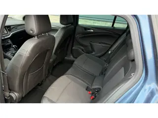 Foto 15 van Opel Astra Sports Tourer 1.0 Innovation Cruise adaptive / Trekhaak / Camera