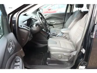 Foto 19 van Ford Kuga 1.6 Titanium, Navi , 1e eig , Camera ,Trekhaak