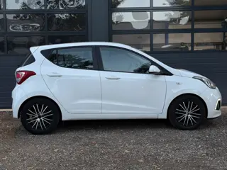 Foto 15 van Hyundai I10 1.0i i-Drive AIRCO STUURVERWARMING STOELVERWARMING NWE APK BT AUDIO