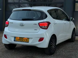 Foto 19 van Hyundai I10 1.0i i-Drive AIRCO STUURVERWARMING STOELVERWARMING NWE APK BT AUDIO