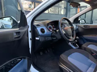 Foto 20 van Hyundai I10 1.0i i-Drive AIRCO STUURVERWARMING STOELVERWARMING NWE APK BT AUDIO
