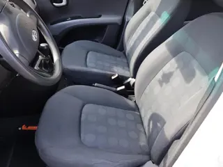 Foto 18 van Hyundai i10 1.1 Dynamic Cool NAP Airco APK