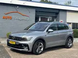 Foto 30 van Volkswagen Tiguan 1.4 TSI 150PK AUT 3x R-line pano trekh virtual led