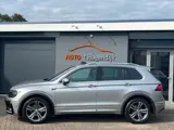 Foto 27 van Volkswagen Tiguan 1.4 TSI 150PK AUT 3x R-line pano trekh virtual led