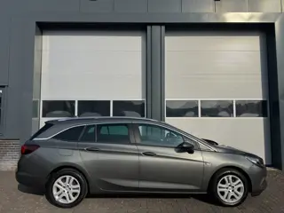Foto 20 van Opel Astra Sports Tourer 1.0 Turbo Business Navigatie PDC