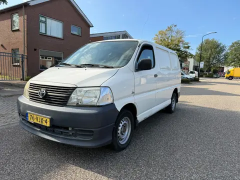 Toyota HiAce 2.5 D-4D KWB Comfort