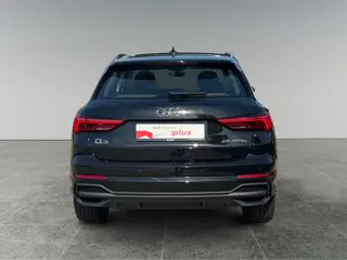 Foto 17 van Audi Q3 45 245pk TFSI e S edition Adaptive cruise control | Stoelverwarming voorin | Parkeerhulp ach