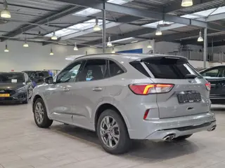 Foto 11 van Ford Kuga 2.5 PHEV ST-Line | Winterpack | Camera | Navi | Clima | Cruise | 4 Seiz. banden | SOH 95,8