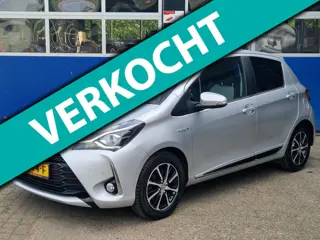 Toyota Yaris 1.5 Hybrid Limited / Trekhaak / Camera / Cruise control / Carplay / Keyless / Parkeerse