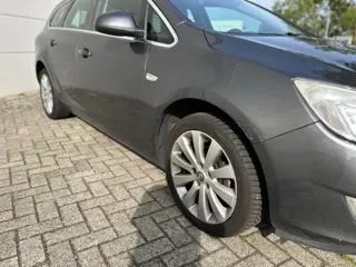 Foto 18 van Opel Astra Sports Tourer 1.4 Turbo Cosmo Automaat Navi Cruise Controle NL-Auto Apk 03-2027