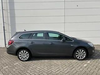 Foto 16 van Opel Astra Sports Tourer 1.4 Turbo Cosmo Automaat Navi Cruise Controle NL-Auto Apk 03-2027