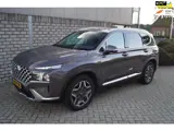 Foto 22 van Hyundai Santa Fe 1.6 T-GDI PHEV Premium Autom Leder Sportst Stoel/Stuur A Bank Verw Navi Camera Clim