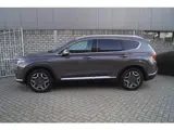 Foto 23 van Hyundai Santa Fe 1.6 T-GDI PHEV Premium Autom Leder Sportst Stoel/Stuur A Bank Verw Navi Camera Clim