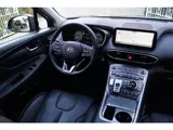 Foto 24 van Hyundai Santa Fe 1.6 T-GDI PHEV Premium Autom Leder Sportst Stoel/Stuur A Bank Verw Navi Camera Clim