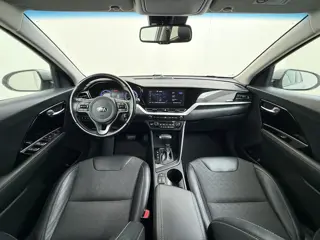 Foto 19 van Kia Niro 141PK PHEV Hybride Automaat Trekhaak Adap.Cruise Stoelverwarming Navi Camera Apple Carplay