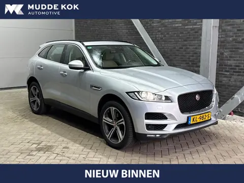 Jaguar F-PACE 3.0 S AWD 30d | Panoramadak | Trekhaak | Meridian | Stoelventilatie | Keyless | Stoel+