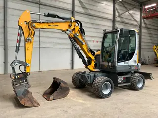 Neuson EW 65 powertilt (bj 2019)