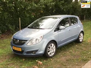 Opel Corsa 1.2-16V Cosmo nieuwe koppeling all-season banden