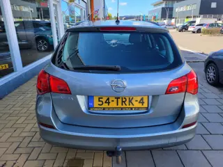 Foto 17 van Opel Astra Sports Tourer 1.4 Turbo Selection / Airco / Trekhaak / Cruise Control /