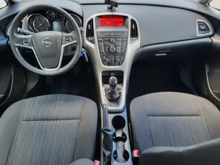 Foto 14 van Opel Astra Sports Tourer 1.4 Turbo Selection / Airco / Trekhaak / Cruise Control /
