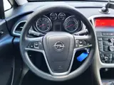 Foto 22 van Opel Astra Sports Tourer 1.4 Turbo Selection / Airco / Trekhaak / Cruise Control /