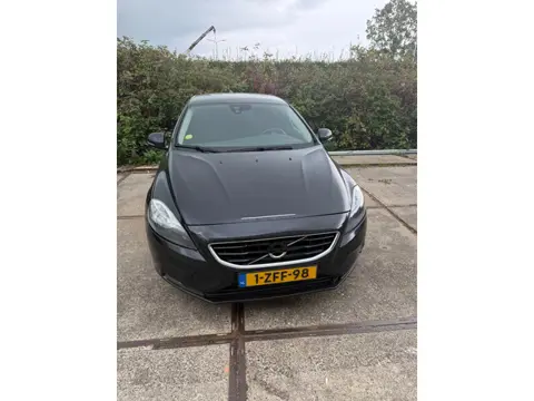 Volvo V40 2.0 D4 R-Design Business