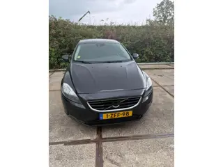 Volvo V40 2.0 D4 R-Design Business