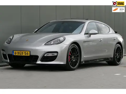 Porsche Panamera 4.8 GTS Sportchrono Sportuitlaat Burmester Standkachel ACC