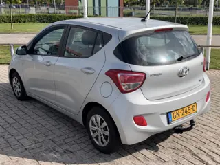 Foto 15 van Hyundai I10 1.0i i-Motion Comfort CRUISE CONTROL | TREKHAAK