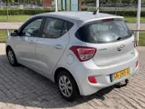 Foto 25 van Hyundai I10 1.0i i-Motion Comfort CRUISE CONTROL | TREKHAAK