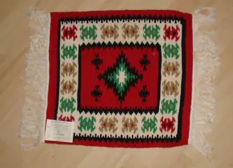 KELIM ROOD GROEN KLEED 50x50 cm NIEUW