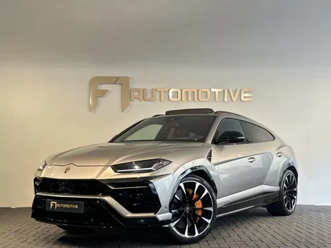 Lamborghini Urus 4.0 V8 Pano|Ceramic|B&O 3D|360 Camera|Massage